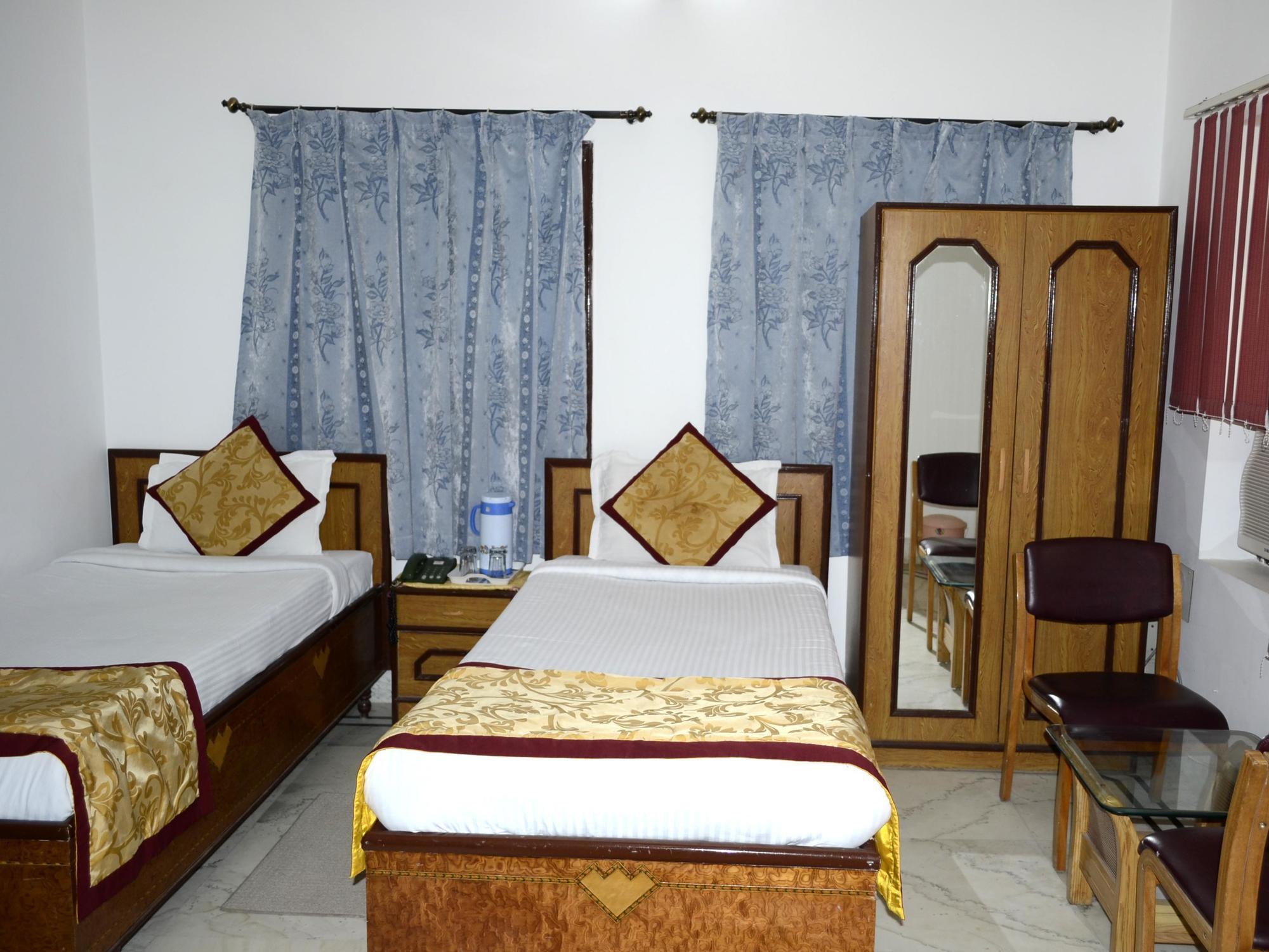 Hotel Tokyo Vihar Bodh Gaya Exterior foto